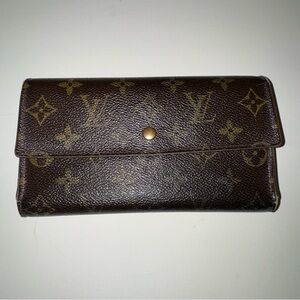 Louis Vuitton Brown Monogram International Wallet